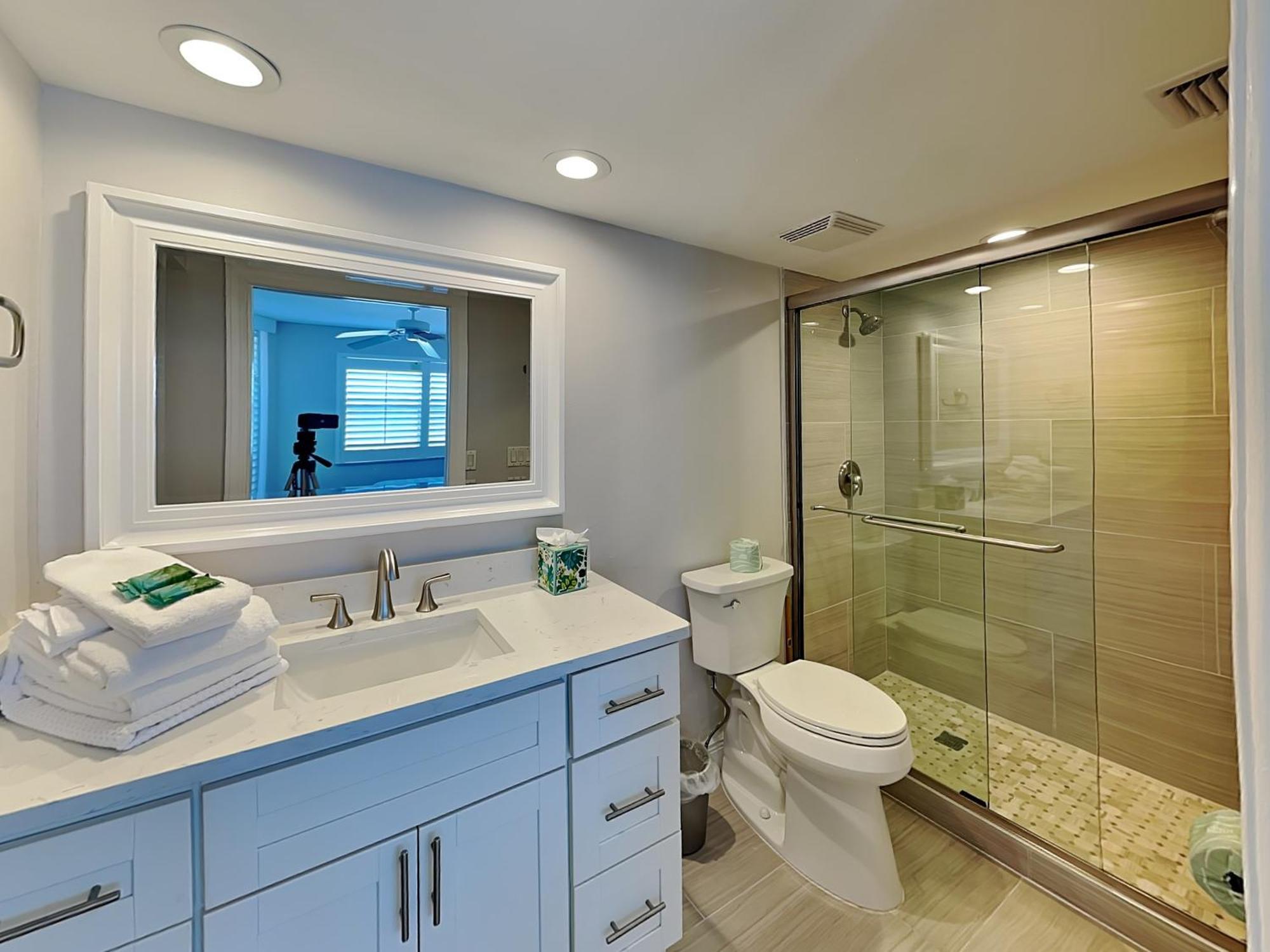 Estero Island Beach Villas 204, Sleeps 8, 2 Bedrooms, Gulf Front, Heated Pool Fort Myers Beach Buitenkant foto