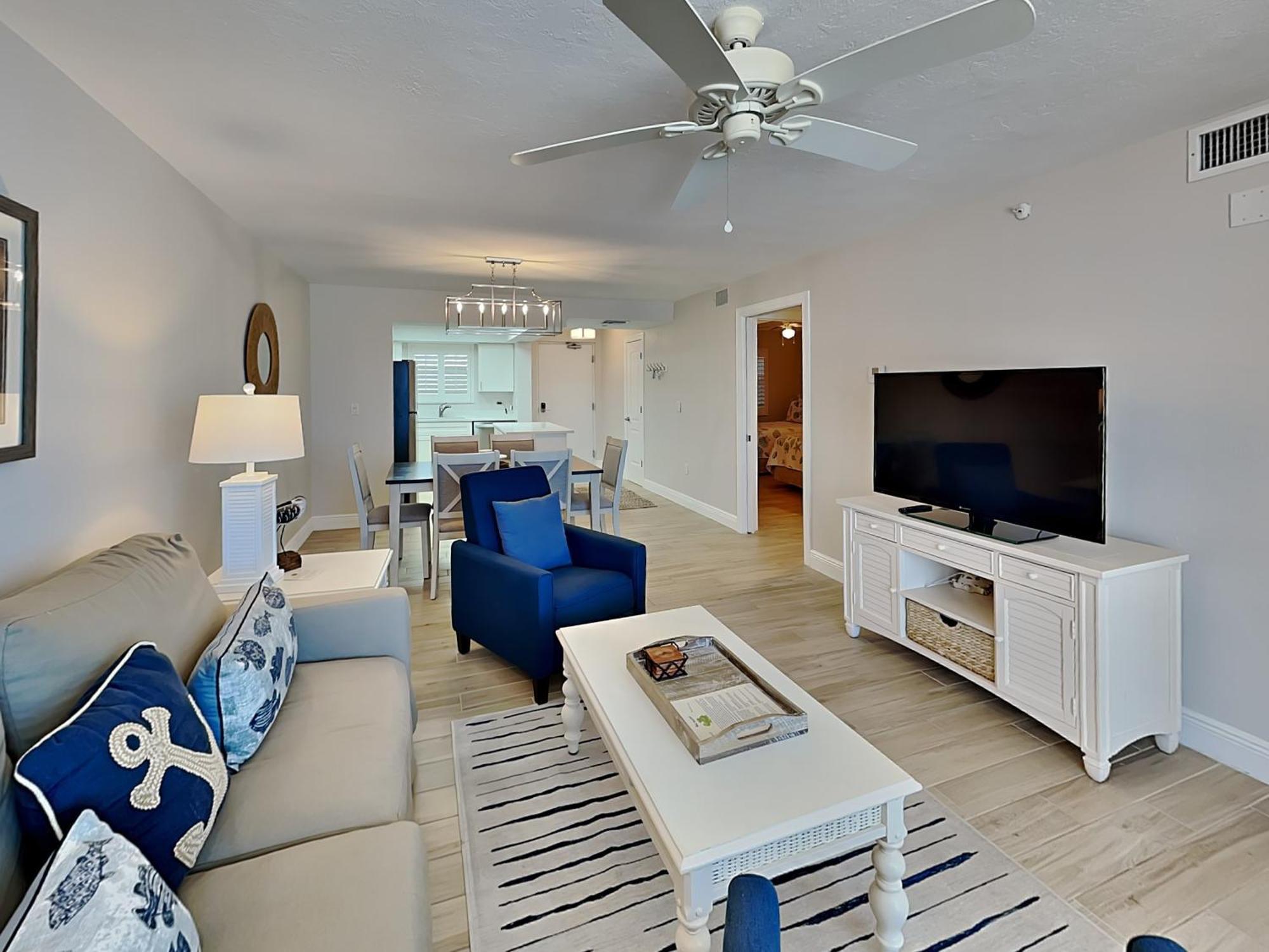 Estero Island Beach Villas 204, Sleeps 8, 2 Bedrooms, Gulf Front, Heated Pool Fort Myers Beach Buitenkant foto